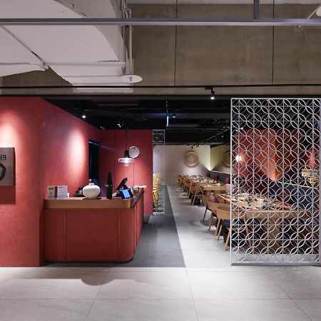 Tai Urban Resort Гаосюн Экстерьер фото A restaurant in China
