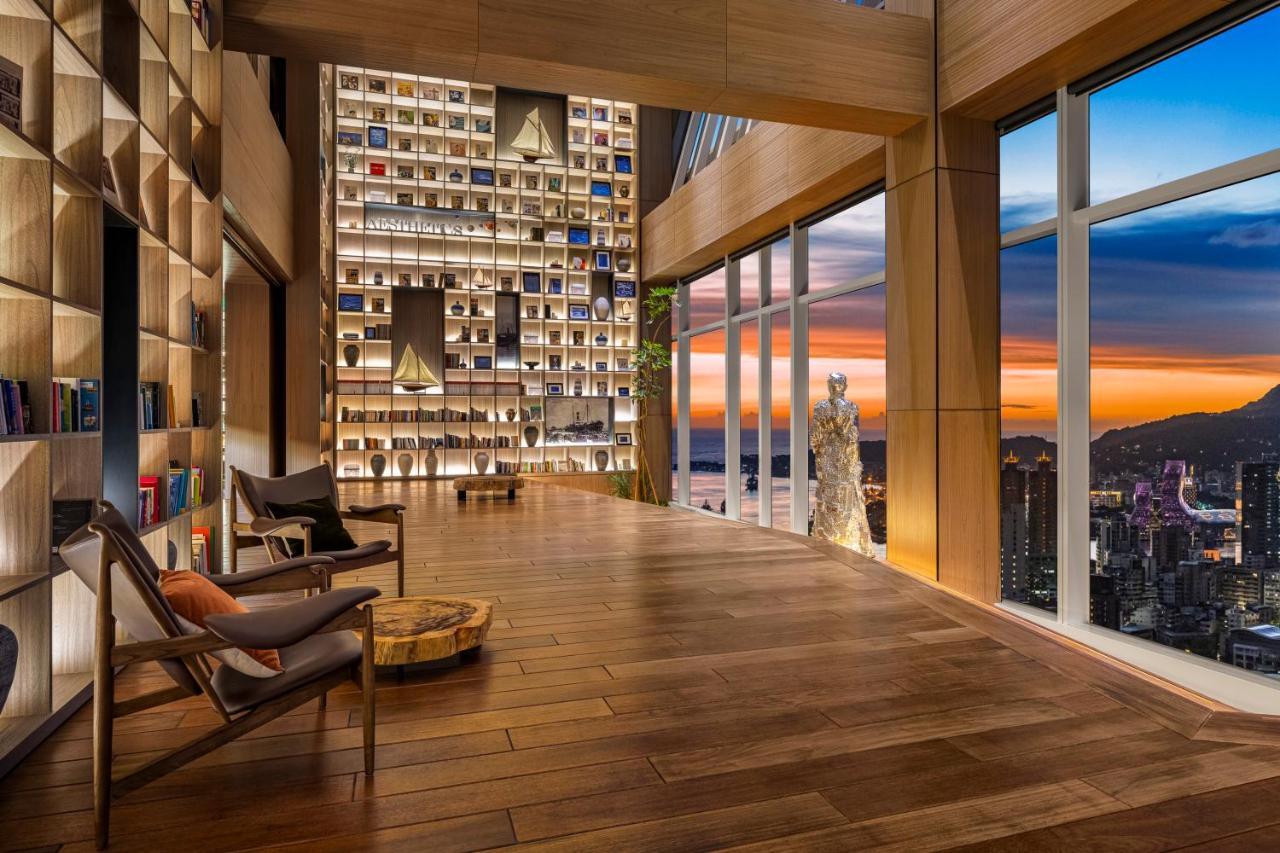 Tai Urban Resort Гаосюн Экстерьер фото The Library at The Ritz-Carlton, Downtown, Los Angeles