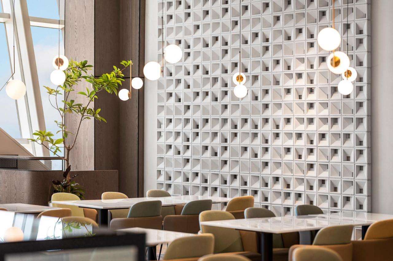 Tai Urban Resort Гаосюн Экстерьер фото 3D wall tiles
