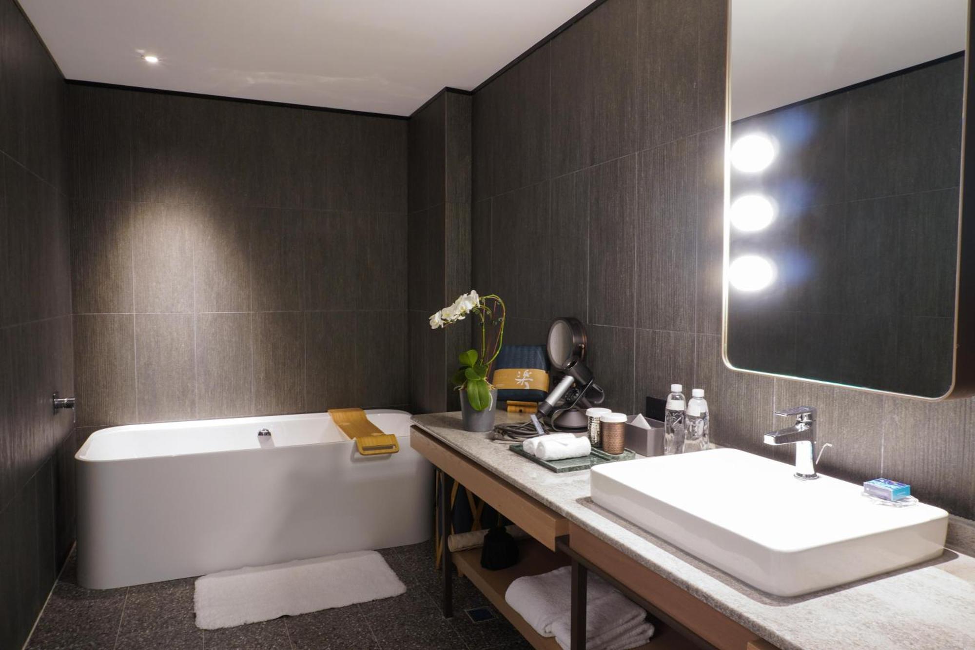 Tai Urban Resort Гаосюн Номер фото Bathroom
